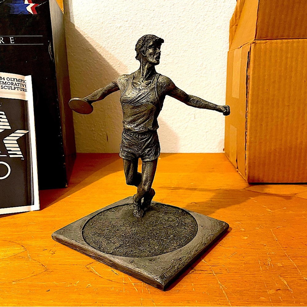 IOB/MINT - 1984 OLYMPIC SCULPTURE - DISCUSS THROWER - MARCEL JOVINE